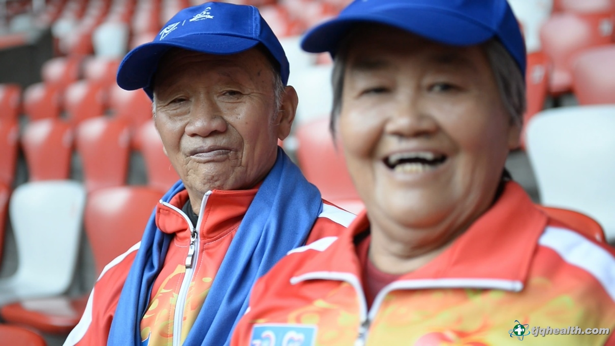 天基权万千爱心汇聚鸟巢