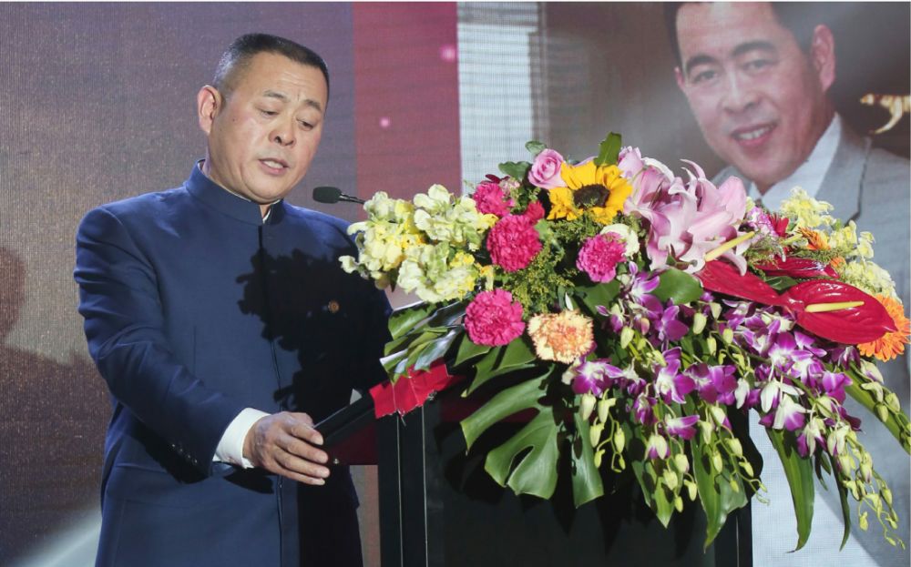 天基权集团董事长兼总裁释延豹受邀出席第六届全国中老年艺术团团长